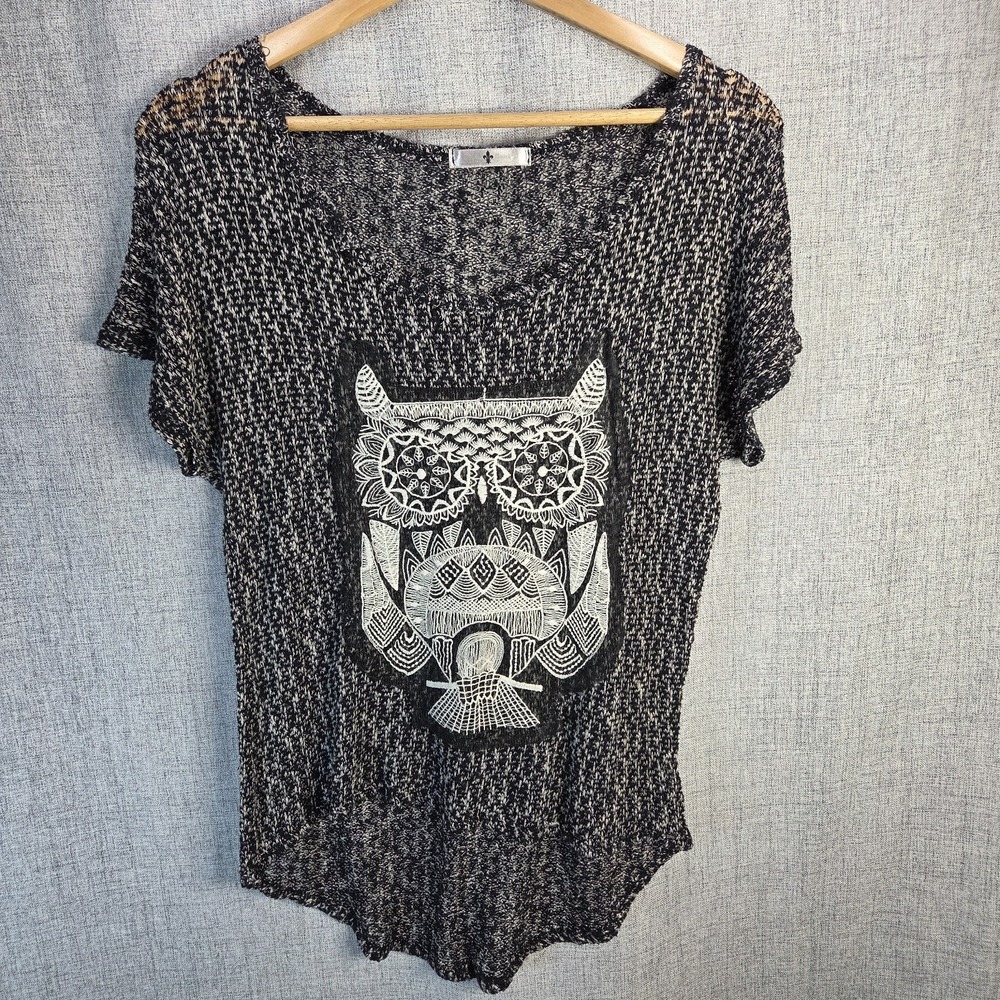 Blue Planet Womens Medium Knit Top Embroidered Owl Boho Short Sleeve Scoop Neck